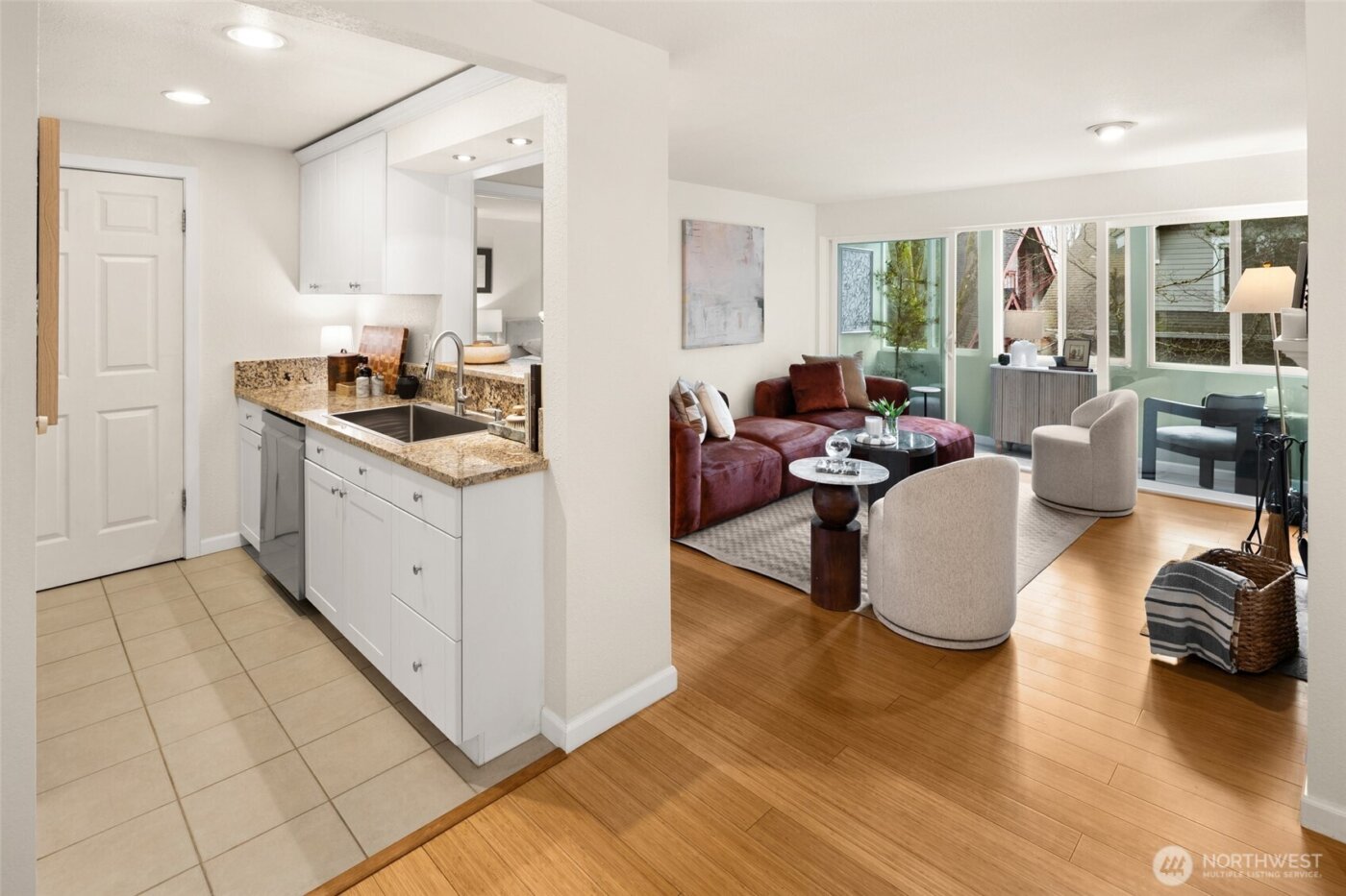 5901 Phinney Avenue N #206, Seattle, WA 98103