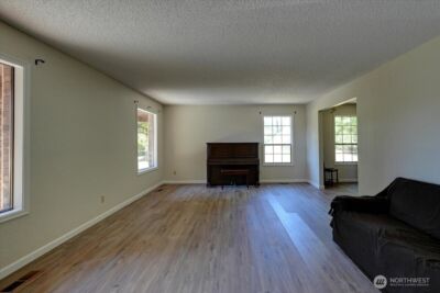 680 SE Prospect Street , Chehalis, WA 98532 - Photo 5