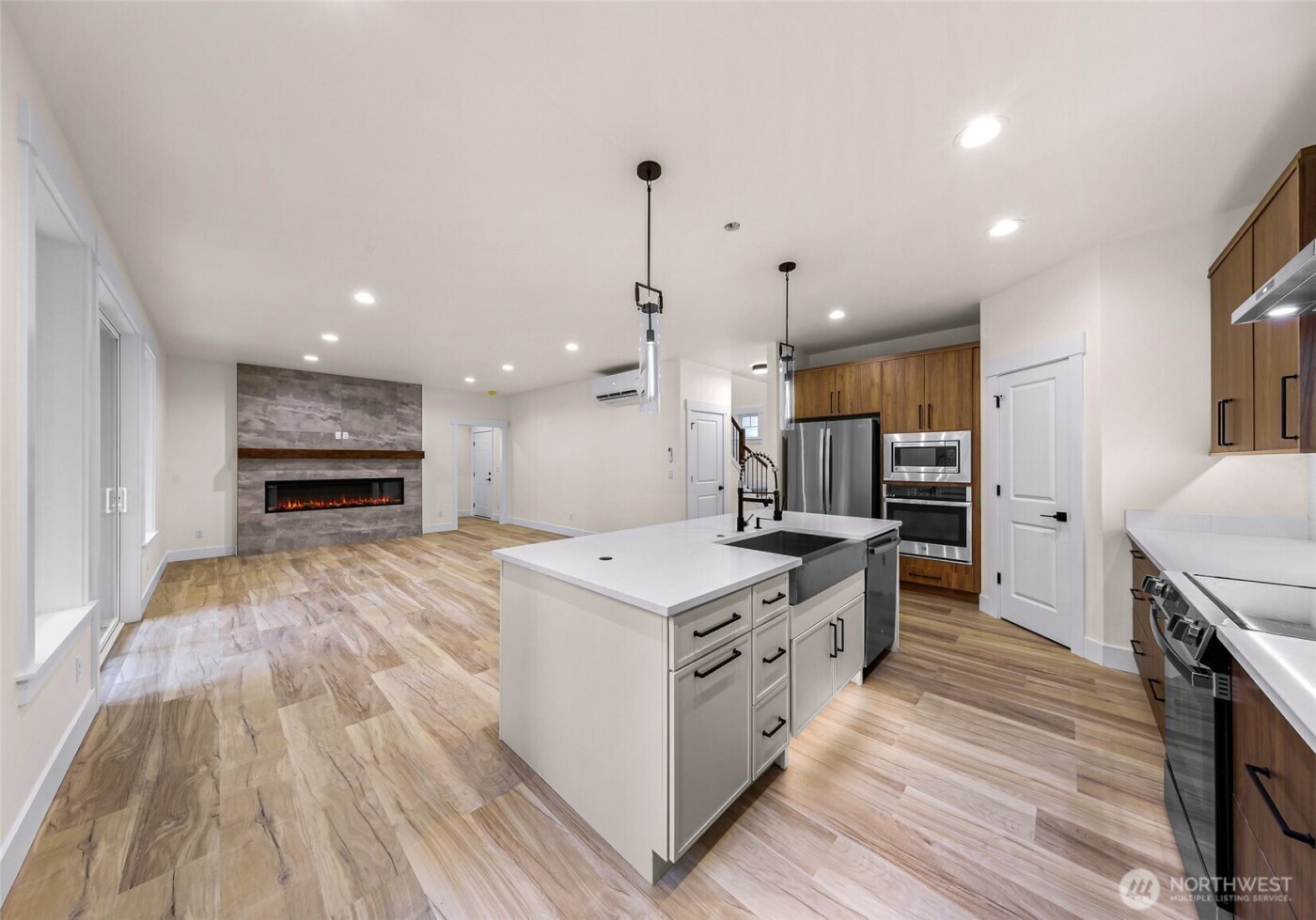 511 W 2nd Street , Cle Elum, WA 98922