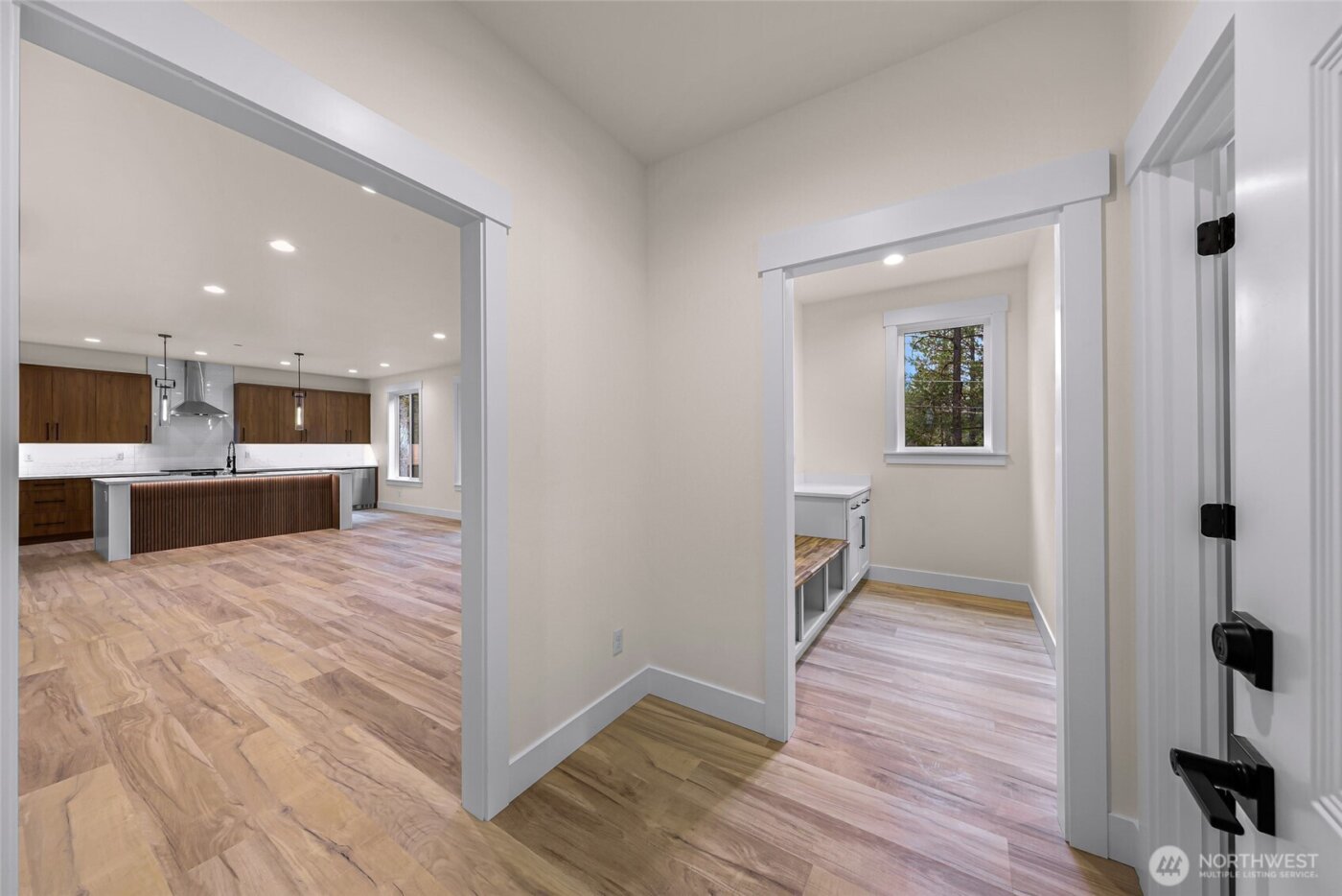 511 W 2nd Street , Cle Elum, WA 98922