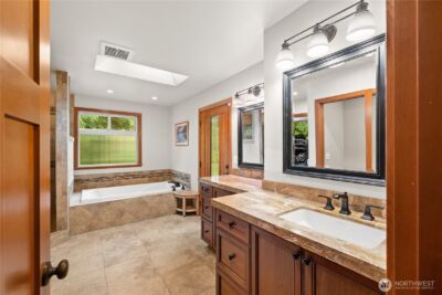 15115 78th Ave NE , Kenmore, WA 98028 - Photo 20