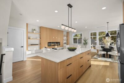 14308 Roslyn Place N, Seattle, WA 98133 - Photo 5