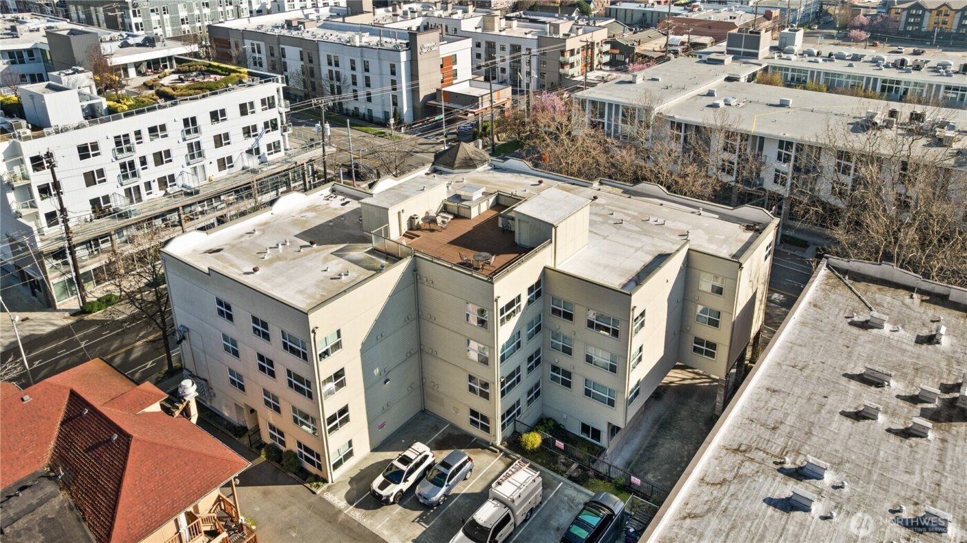 621 5th Avenue N #102, Seattle, WA 98109