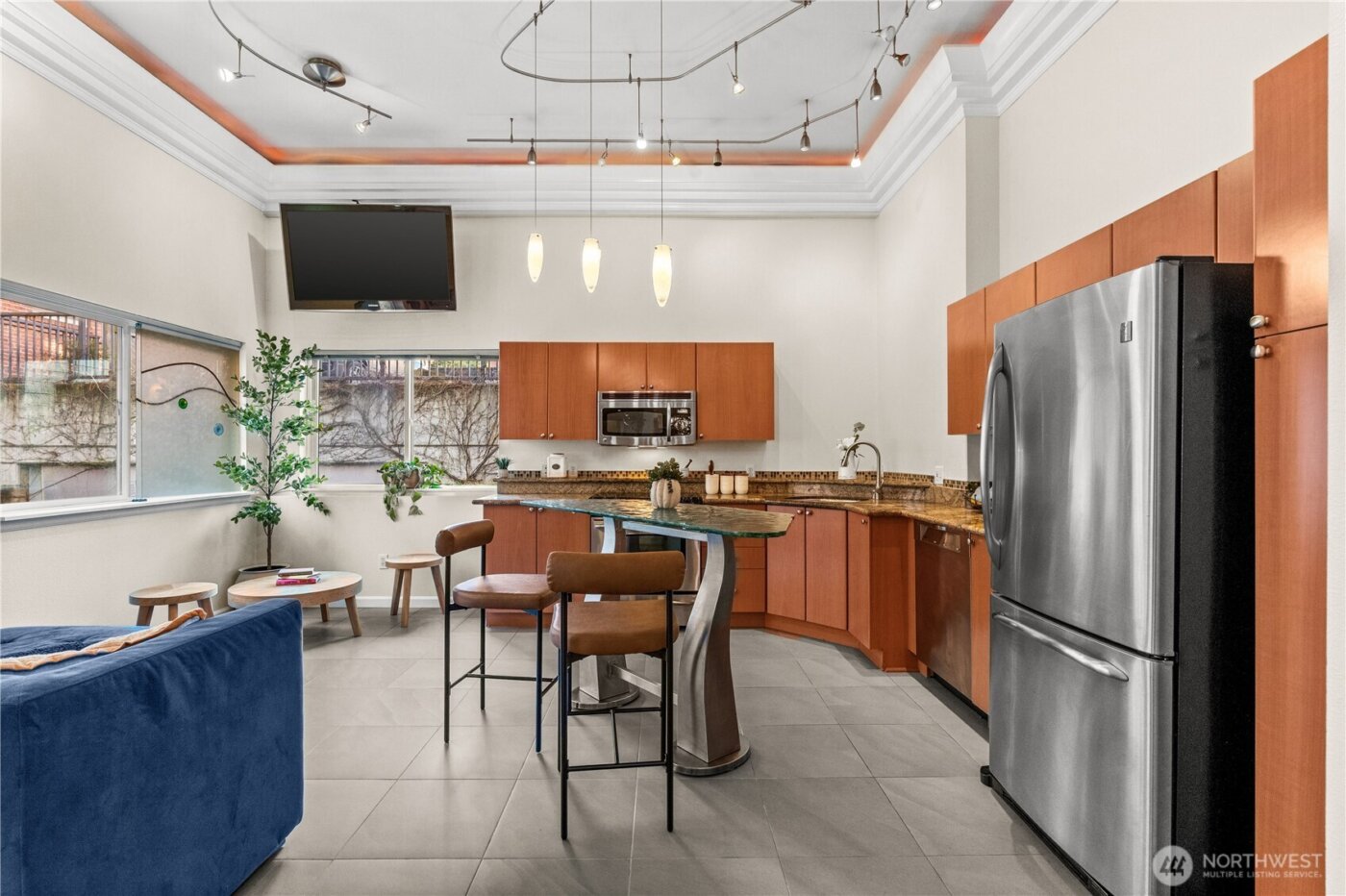 621 5th Avenue N #102, Seattle, WA 98109