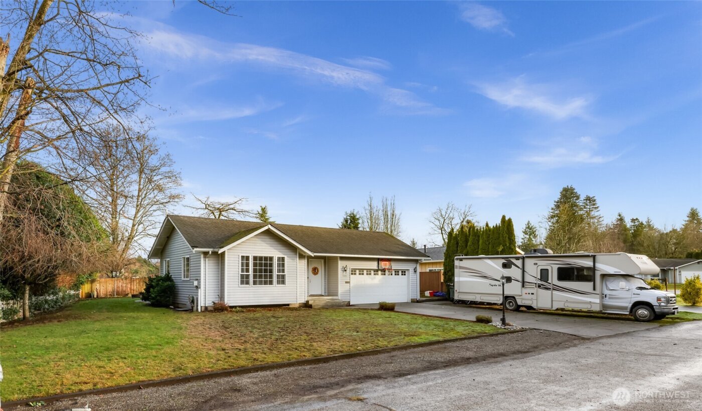 4844 Oakridge Drive , Blaine, WA 98230