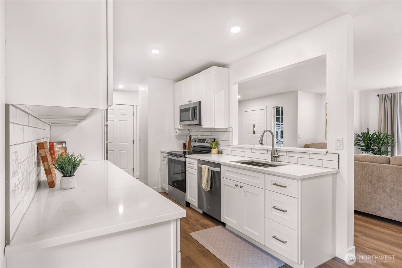 4844 Oakridge Drive , Blaine, WA 98230