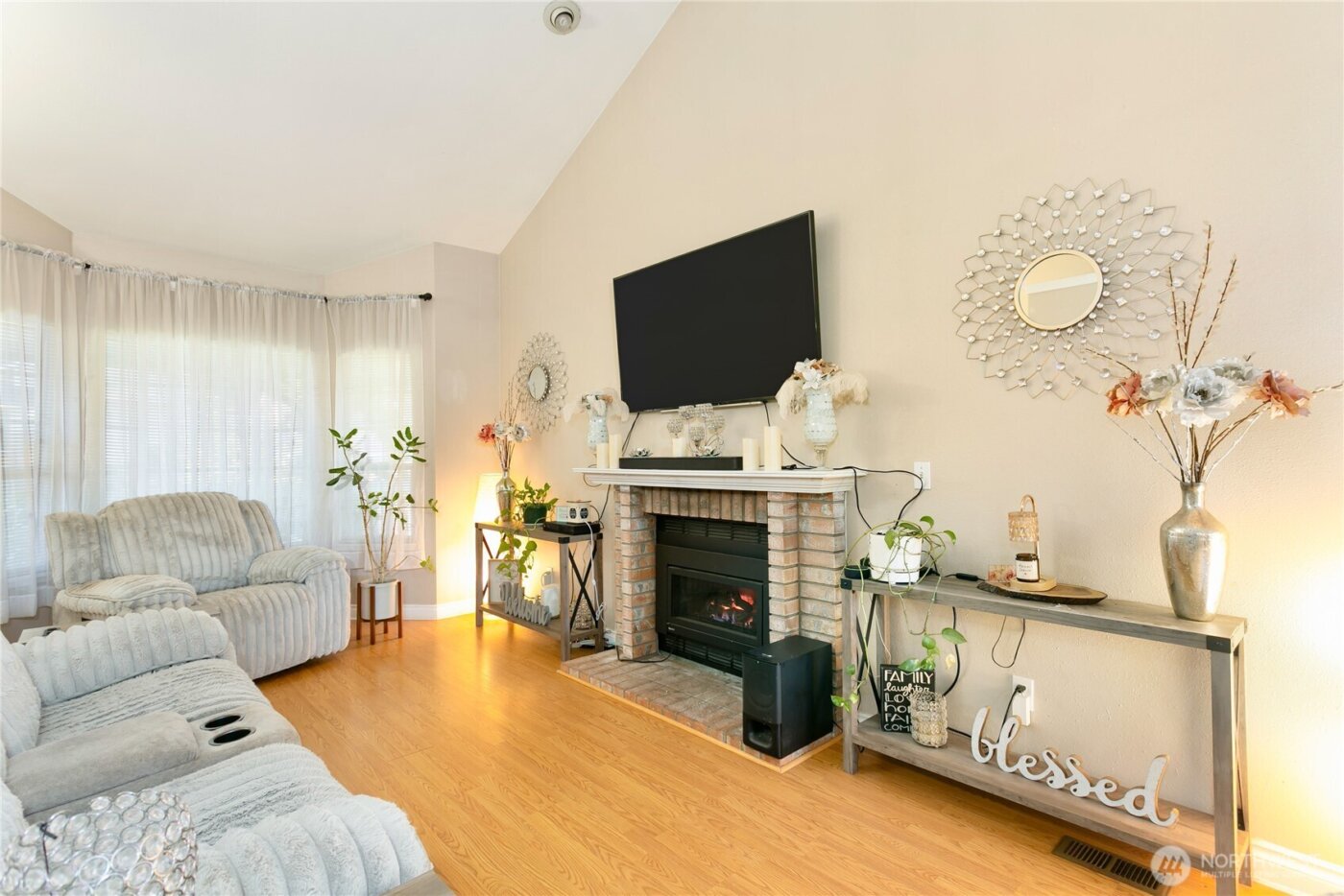 11923 207th Avenue E, Bonney Lake, WA 98391