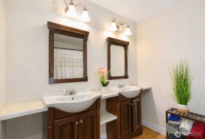 11923 207th Avenue E, Bonney Lake, WA 98391 - Photo 28