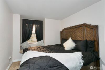 11923 207th Avenue E, Bonney Lake, WA 98391 - Photo 33