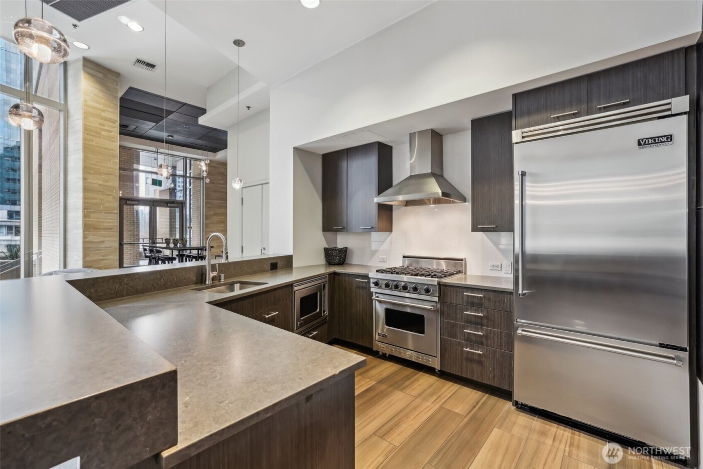 10650 NE 9th Place #1423, Bellevue, WA 98004