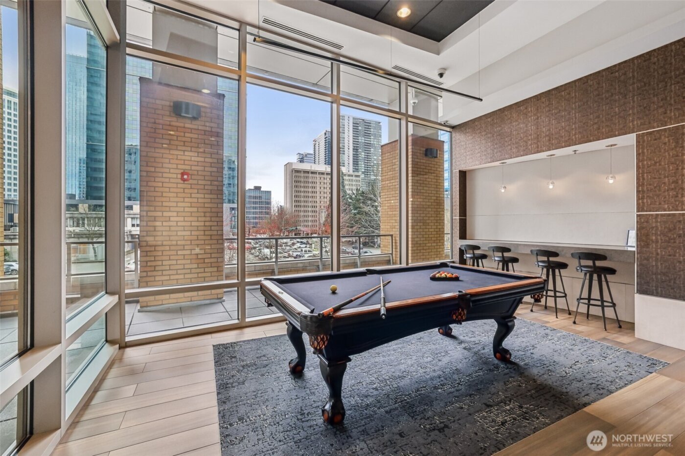 10650 NE 9th Place #1423, Bellevue, WA 98004