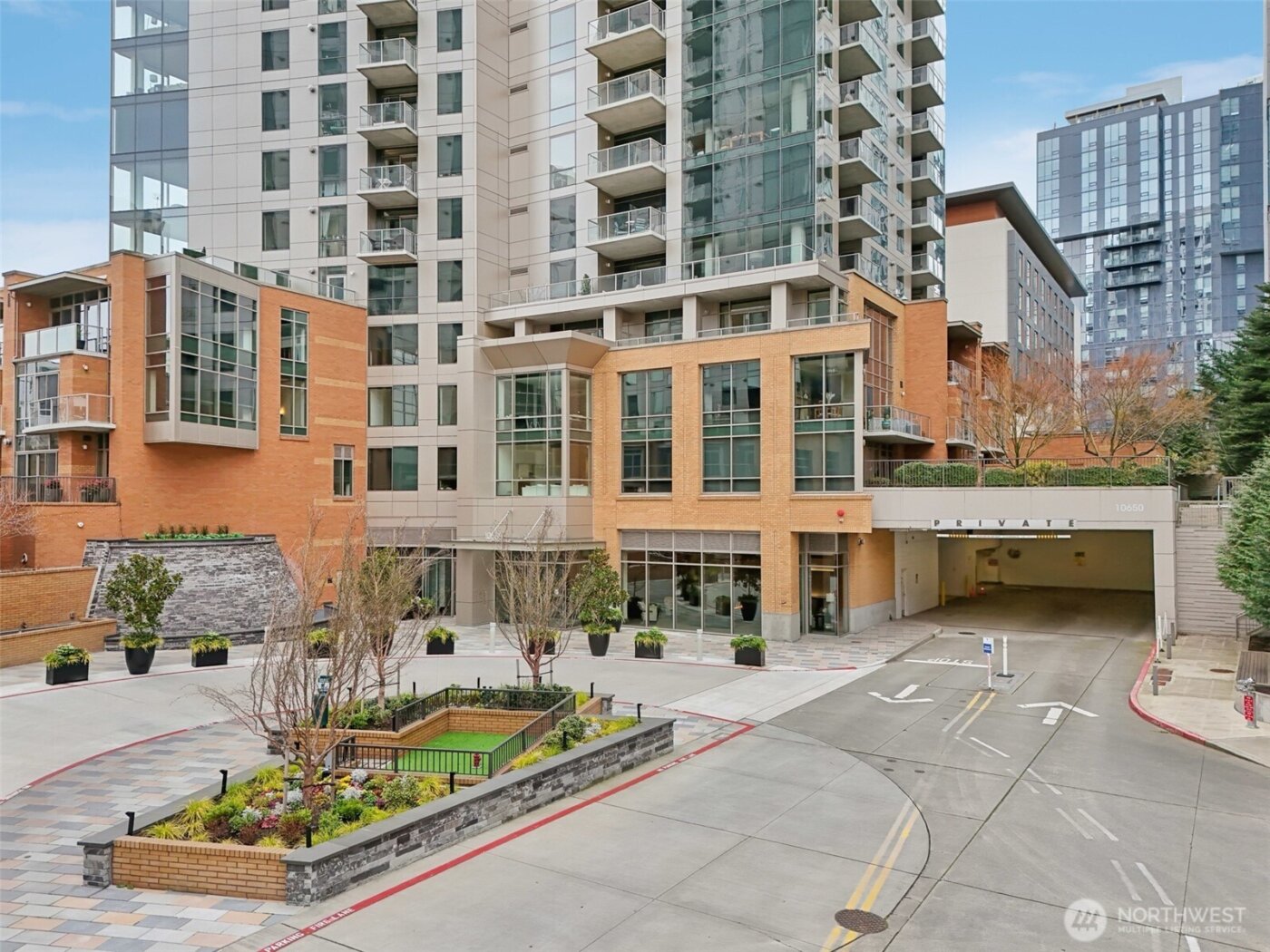 10650 NE 9th Place #1423, Bellevue, WA 98004