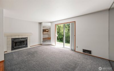 18910 Bothell Everett HWY #H2, Bothell, WA 98012 - Photo 4