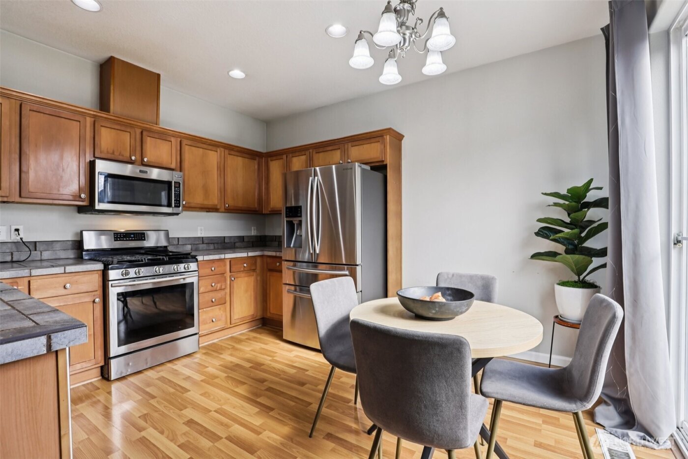 5915 NE 62nd Street , Vancouver, WA 98661