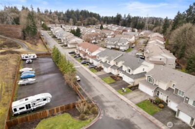 3220 SE 12th Street #1039, Renton, WA 98058 - Photo 2