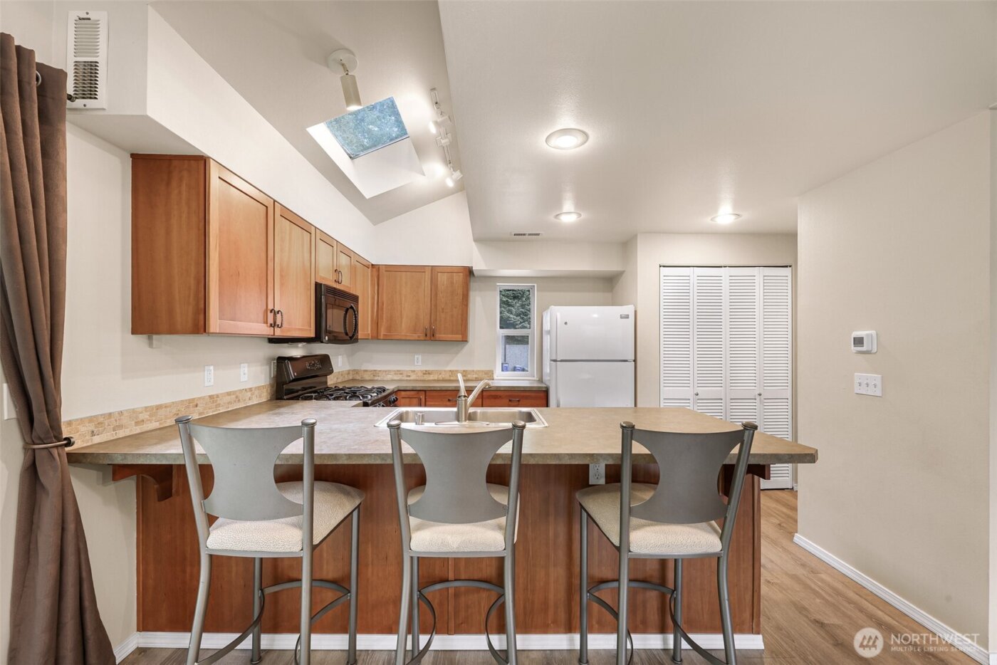 816 20th Street #100, Bellingham, WA 98225