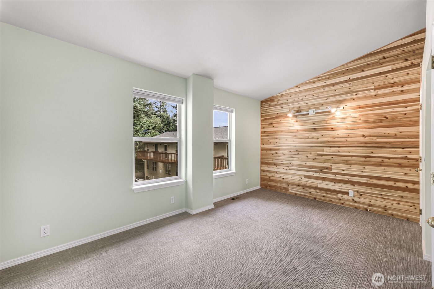 816 20th Street #100, Bellingham, WA 98225