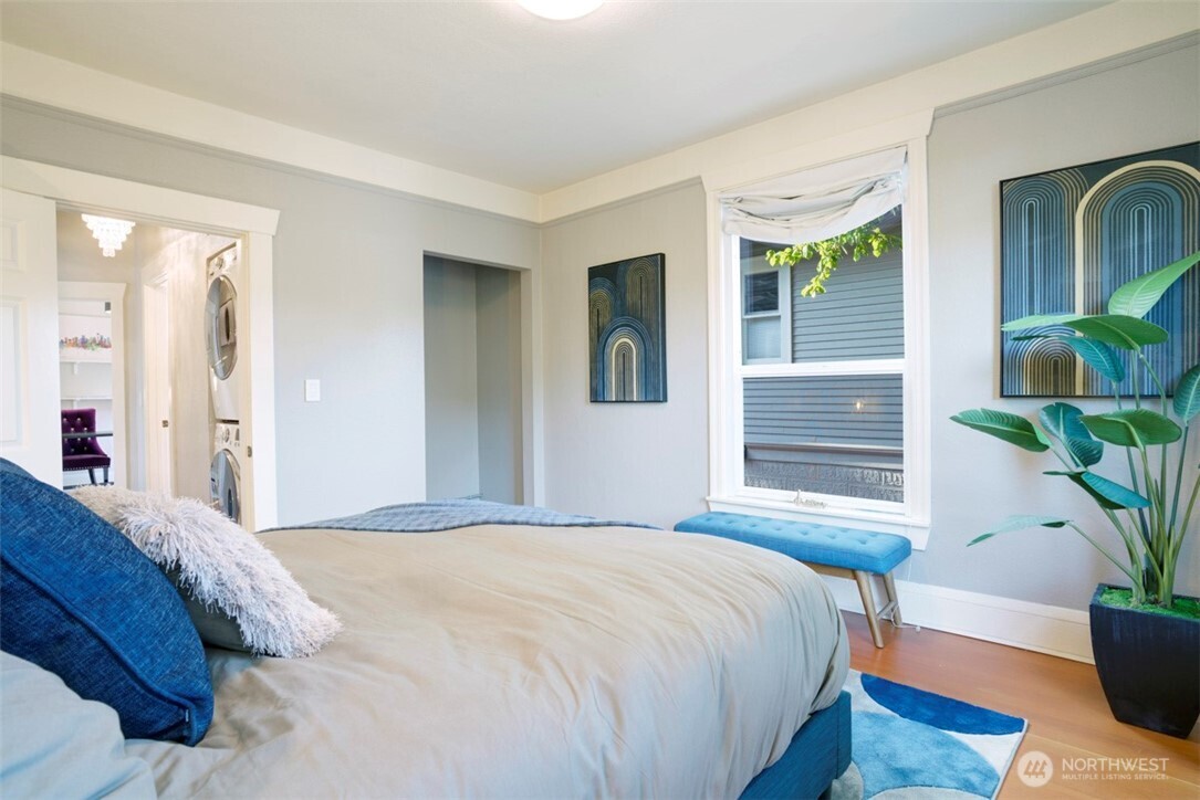 3936 Woodland Park Avenue N, Seattle, WA 98103