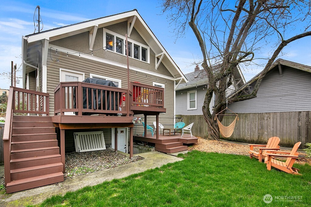 3936 Woodland Park Avenue N, Seattle, WA 98103