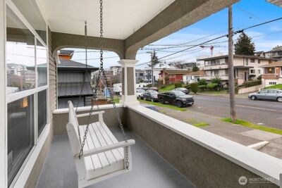 3936 Woodland Park Avenue N, Seattle, WA 98103 - Photo 4