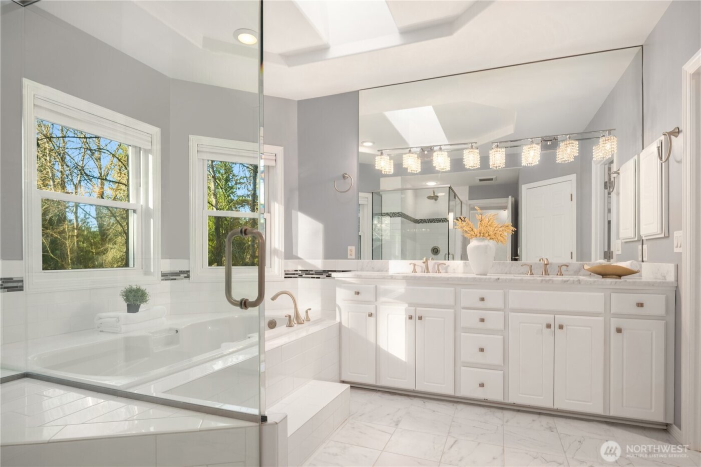 3233 241st Avenue SE, Sammamish, WA 98029