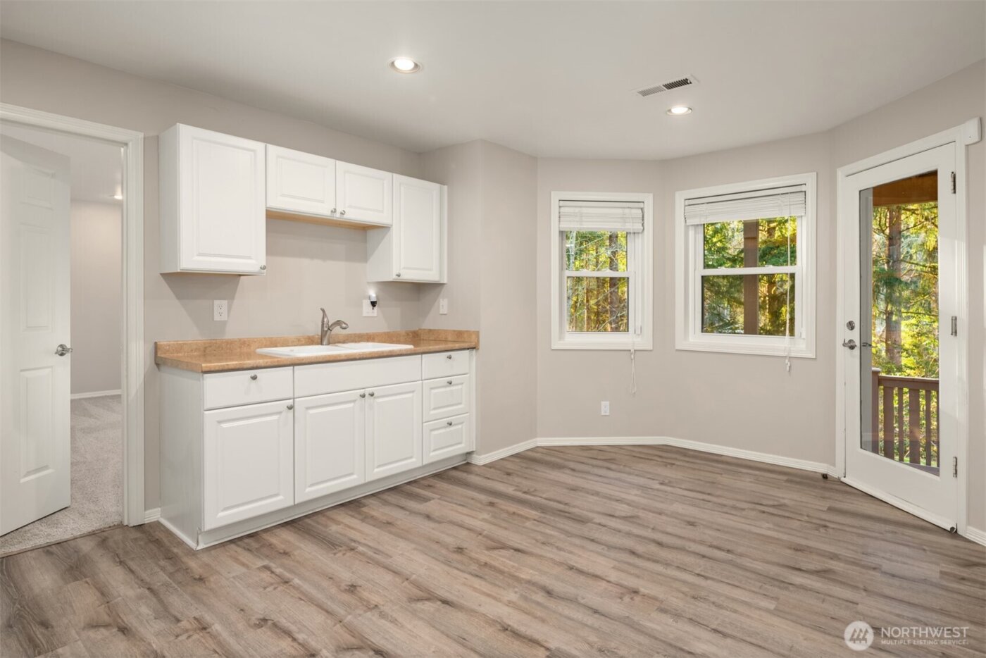 3233 241st Avenue SE, Sammamish, WA 98029