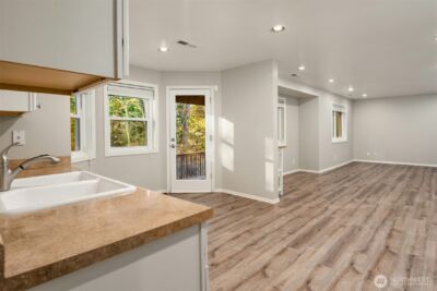3233 241st Avenue SE, Sammamish, WA 98029 - Photo 35