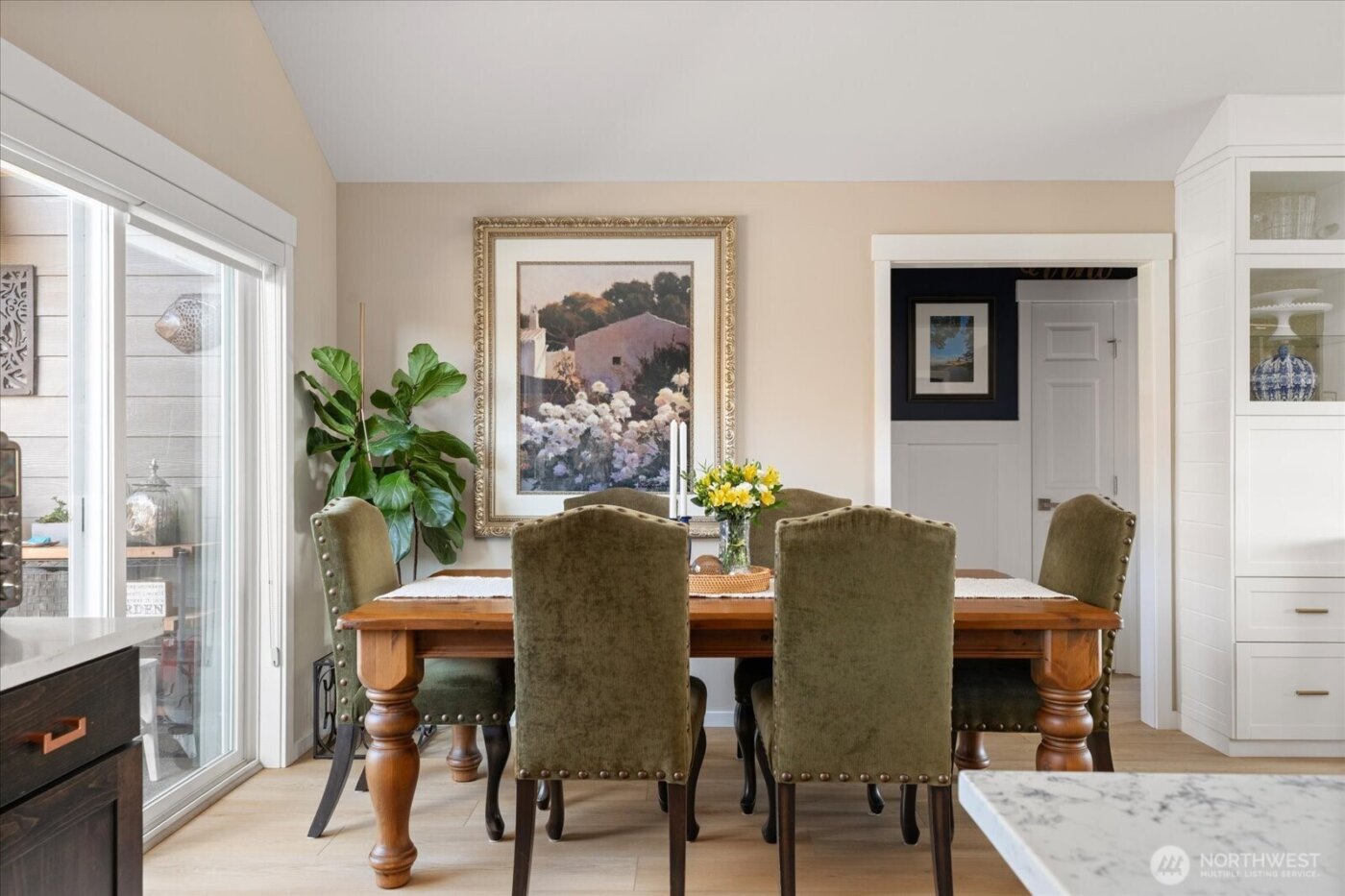 4890 Haines Road , Freeland, WA 98249