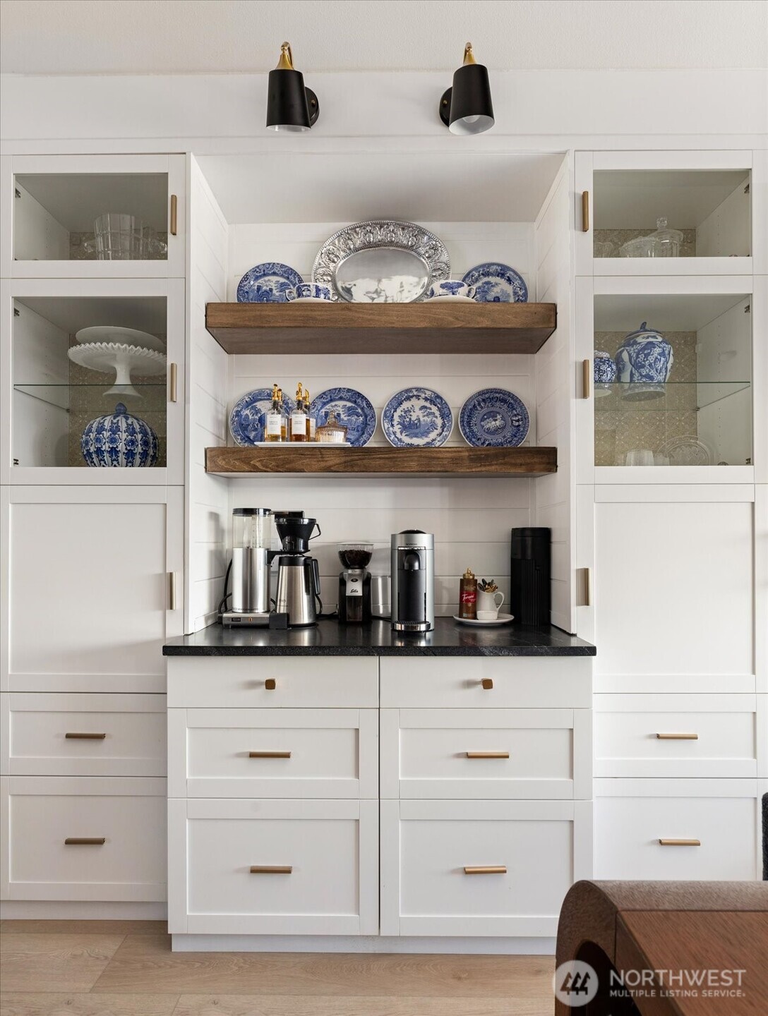 4890 Haines Road , Freeland, WA 98249