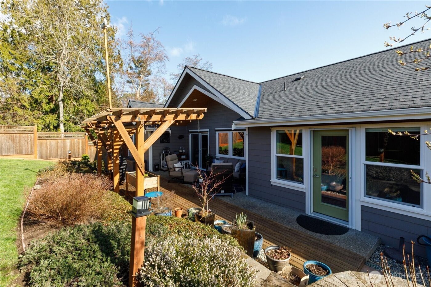 4890 Haines Road , Freeland, WA 98249