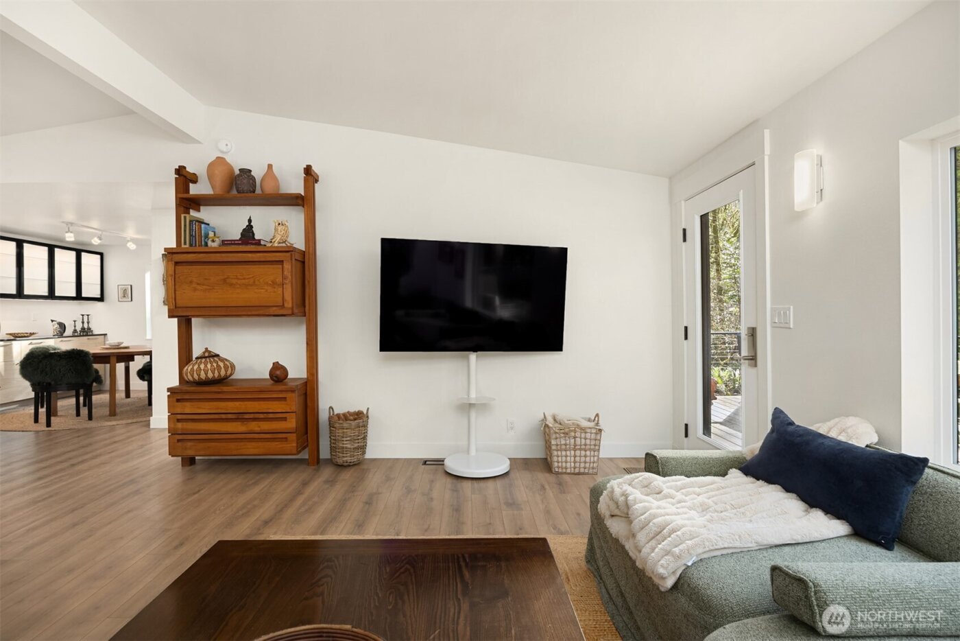 1524 Toe Jam Hill Road NE, Bainbridge Island, WA 98110