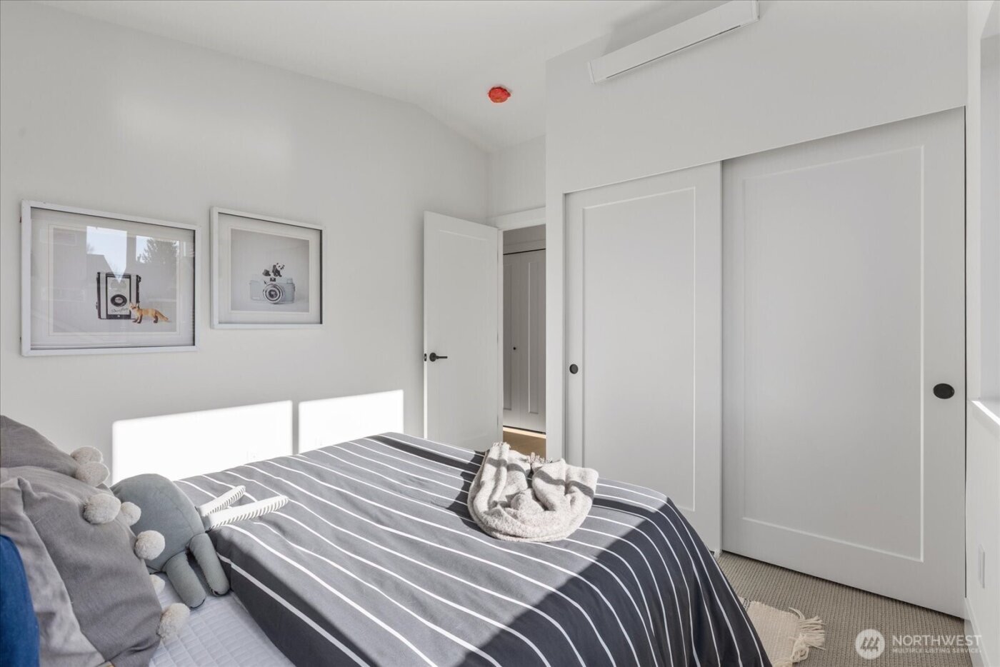 12044 Hiram Place NE #C, Seattle, WA 98125