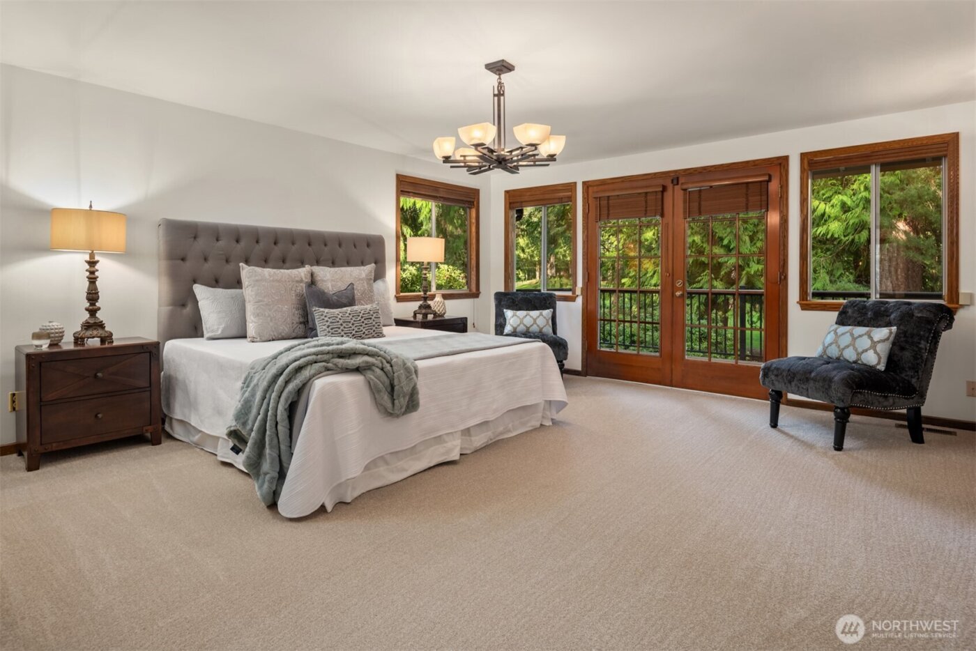 2048 213th Avenue NE, Sammamish, WA 98074