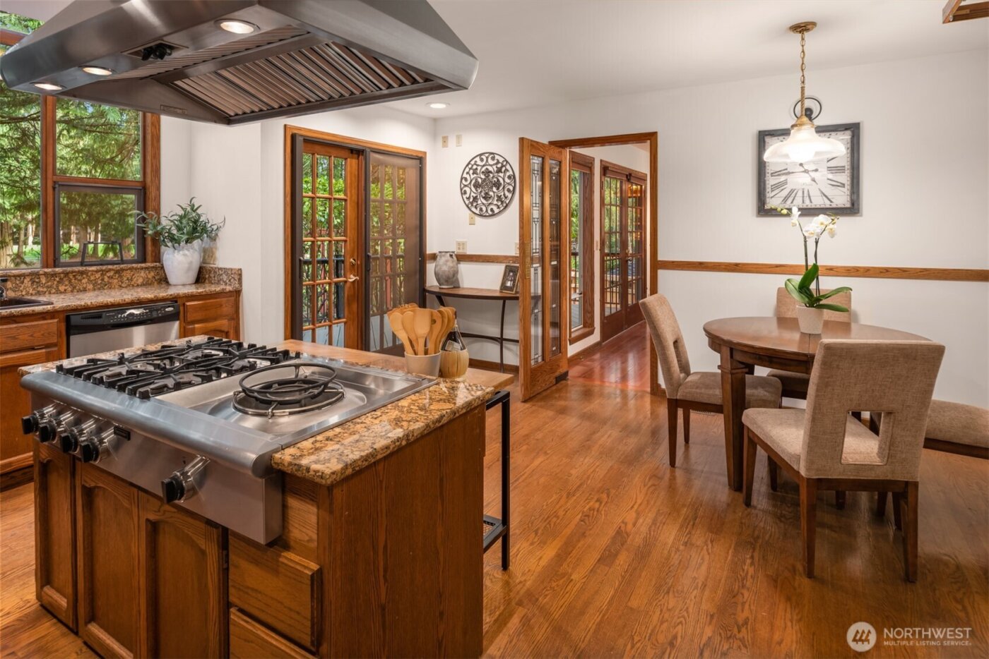 2048 213th Avenue NE, Sammamish, WA 98074