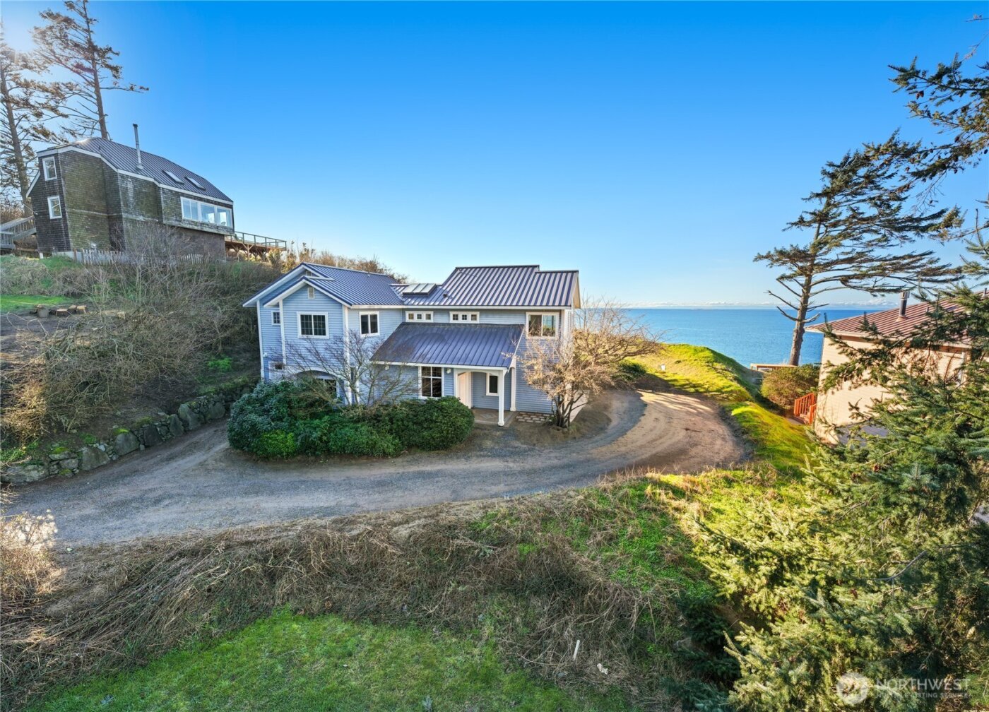 2337 West Beach Road , Oak Harbor, WA 98277