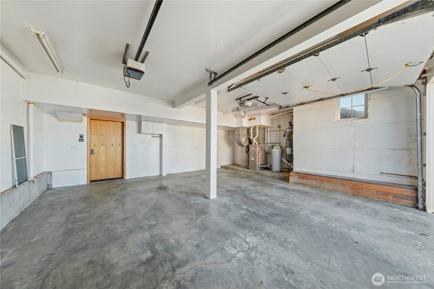 2337 West Beach Road , Oak Harbor, WA 98277