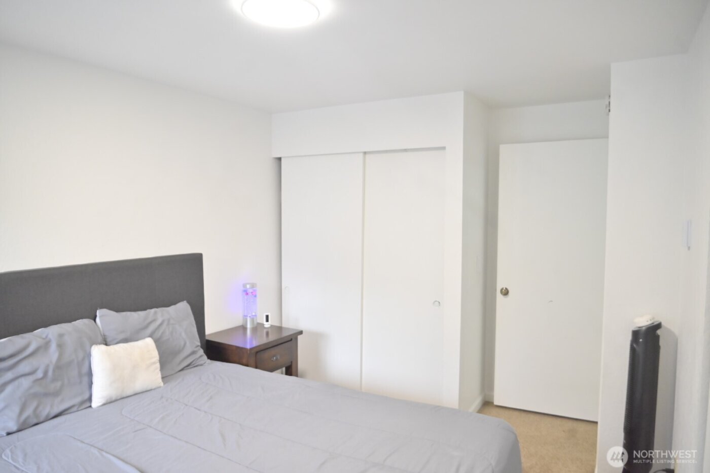 15624 8th Avenue SW #c, Burien, WA 98166