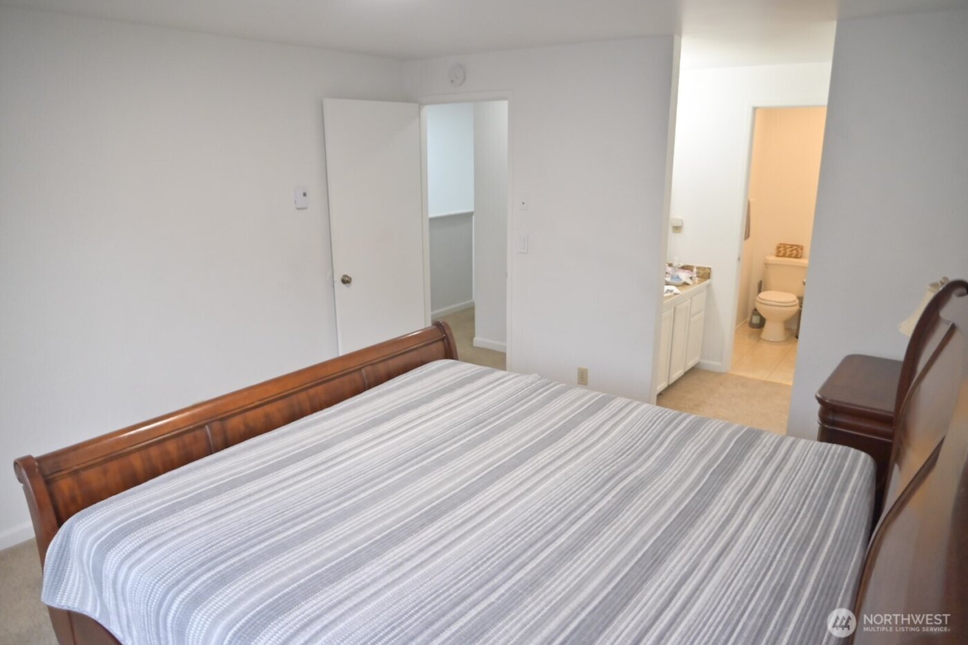 15624 8th Avenue SW #c, Burien, WA 98166