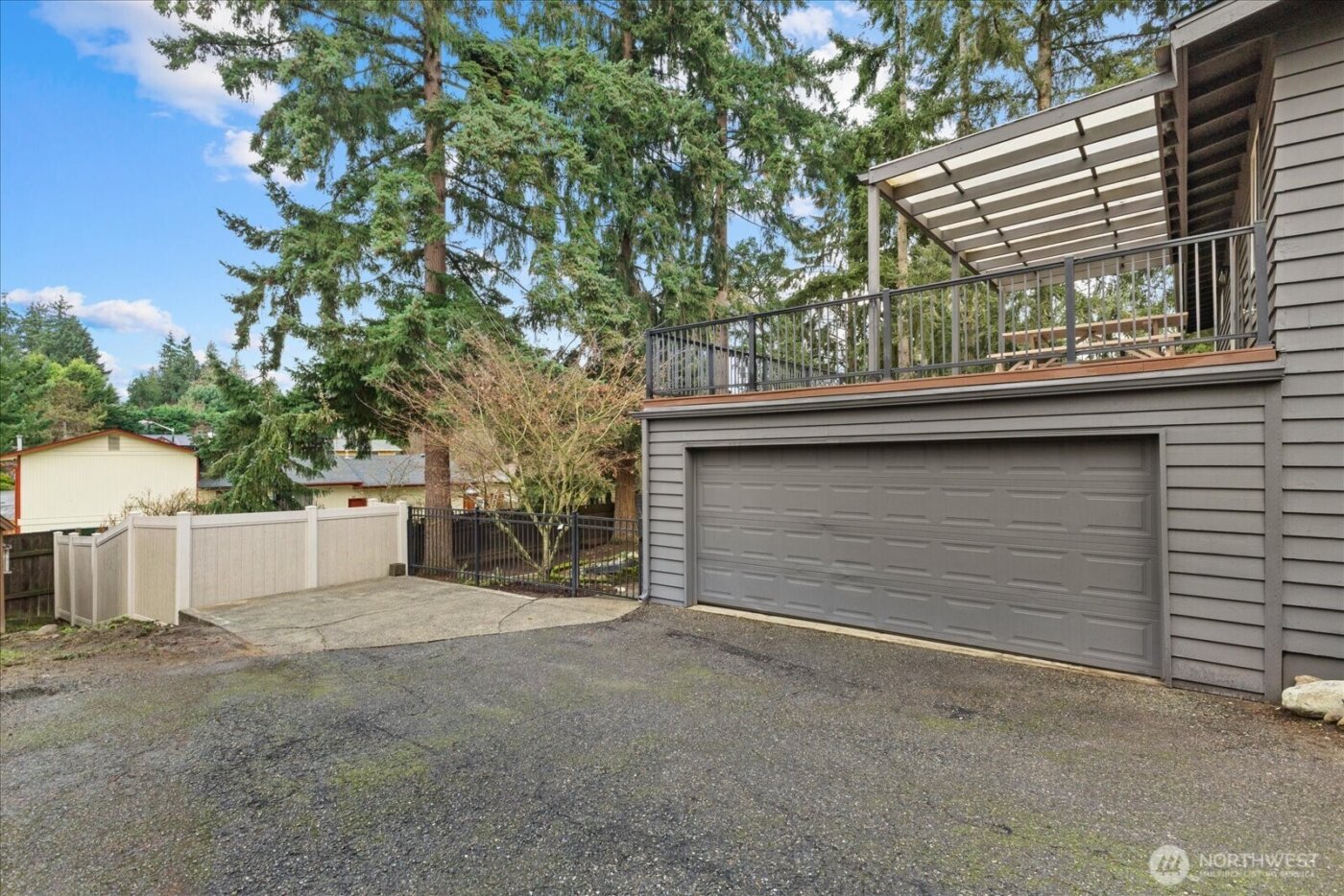 34515 25th Avenue SW, Federal Way, WA 98023