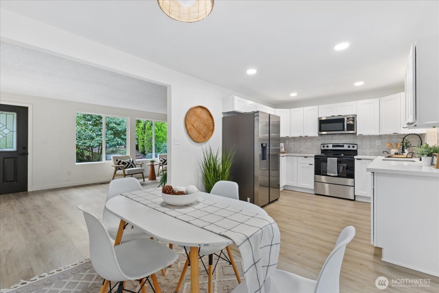 34515 25th Avenue SW, Federal Way, WA 98023