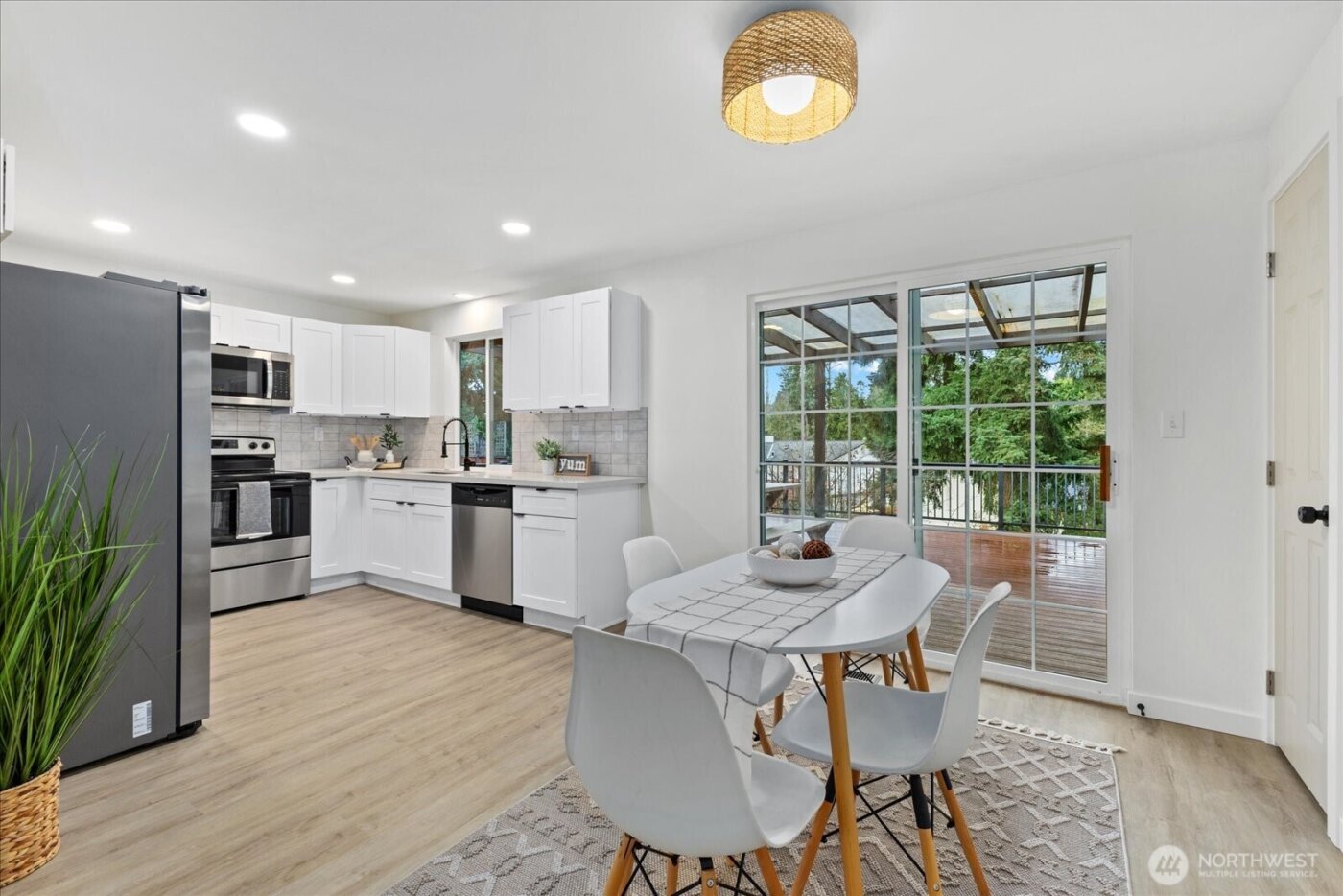 34515 25th Avenue SW, Federal Way, WA 98023