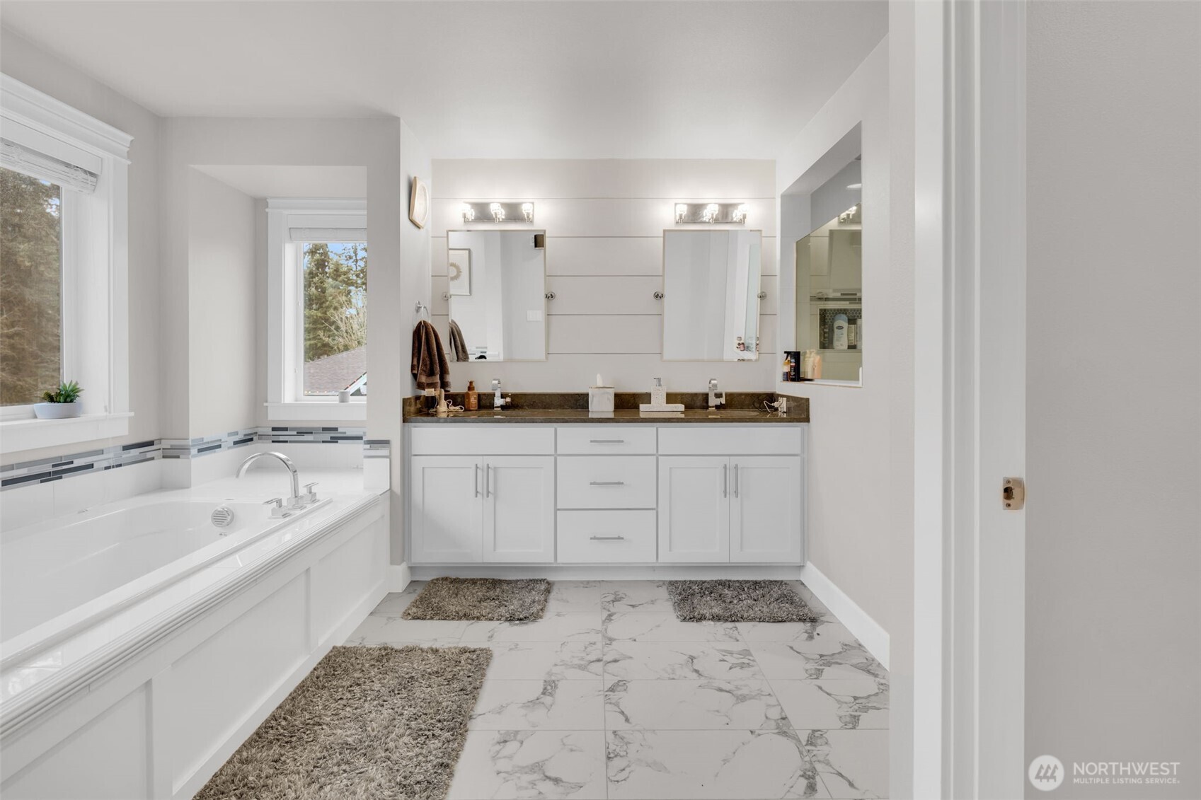 1404 241st Place SE, Bothell, WA 98021
