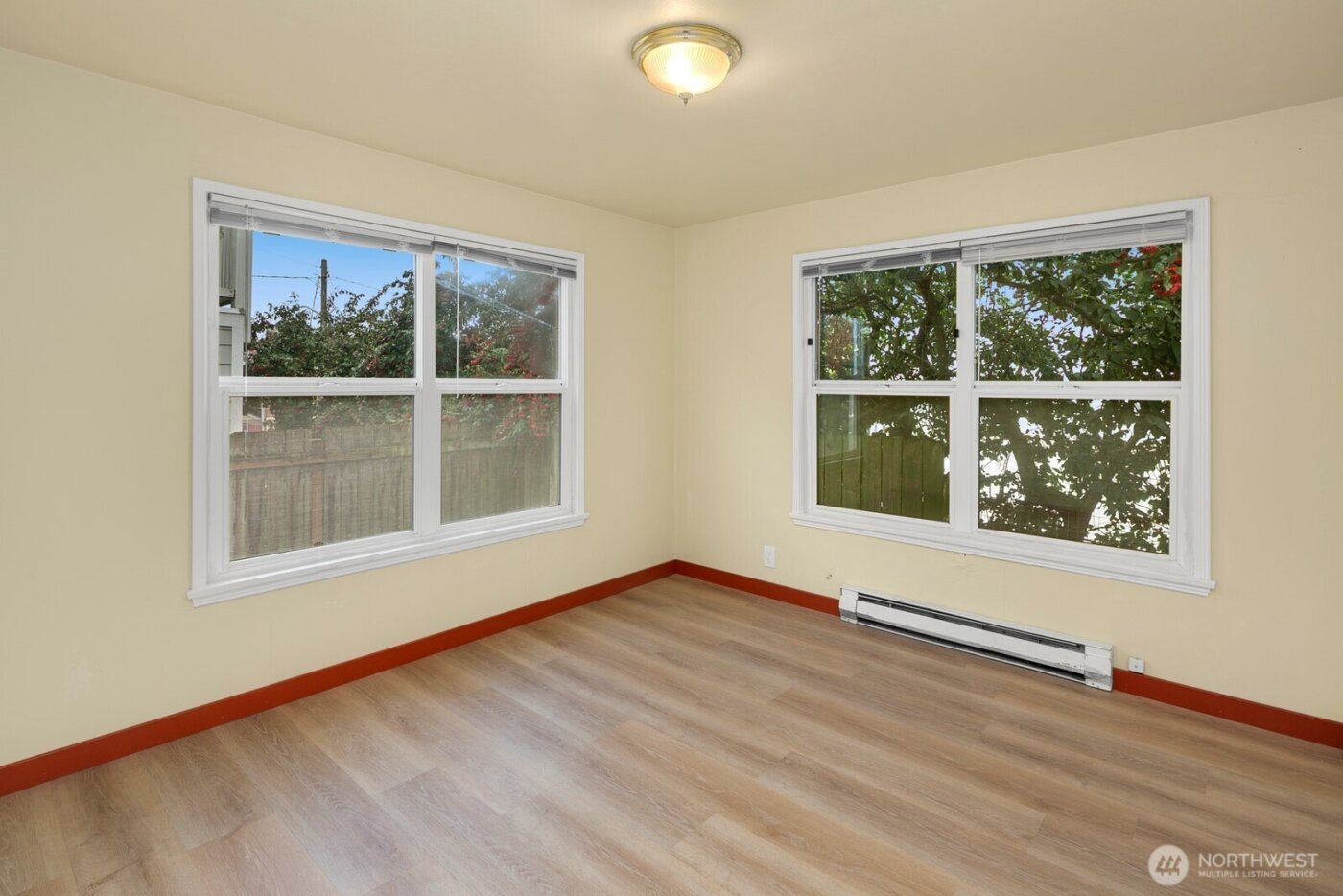 7311 Woodlawn Avenue NE, Seattle, WA 98115-5871