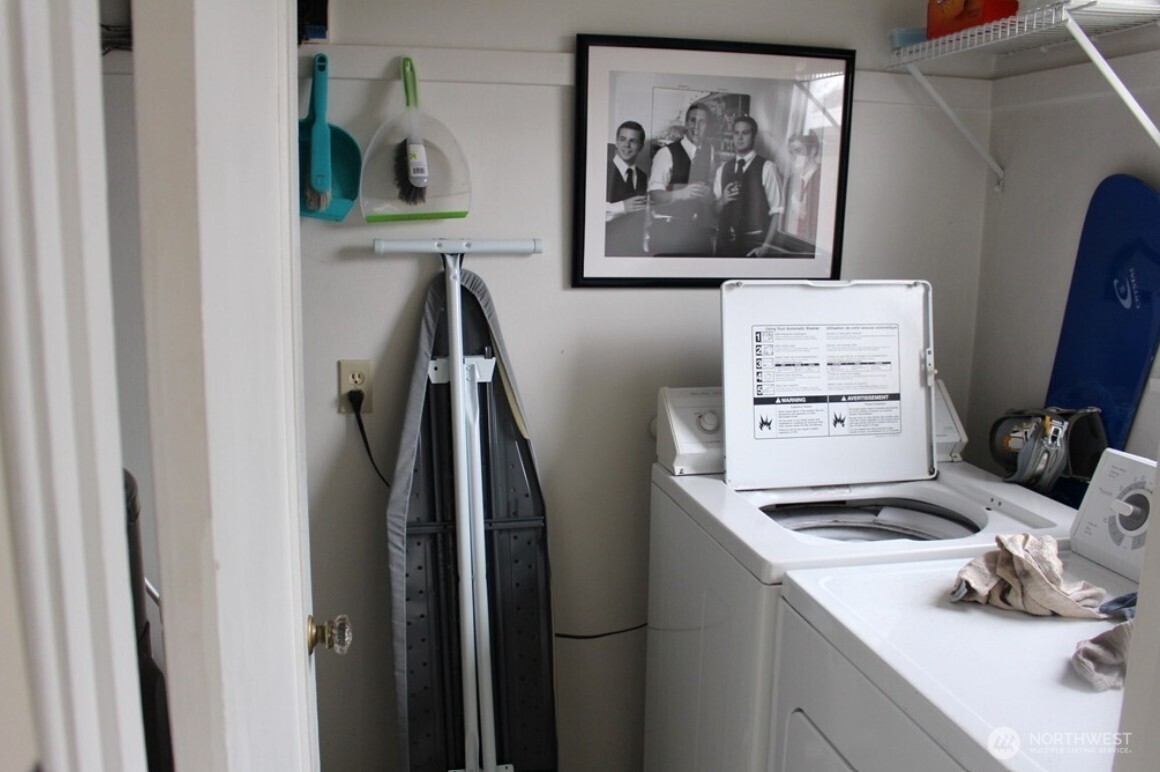 7311 Woodlawn Avenue NE, Seattle, WA 98115-5871