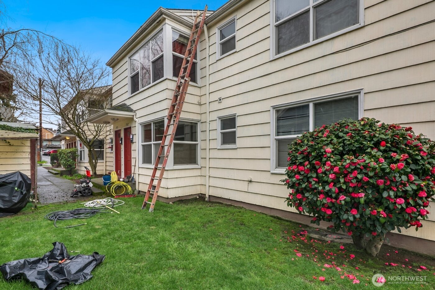 7311 Woodlawn Avenue NE, Seattle, WA 98115-5871