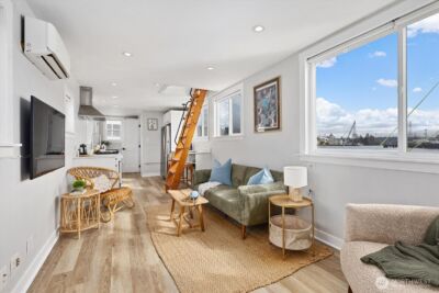 1080 W Ewing Street #E5, Seattle, WA 98119 - Photo 12