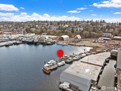 1080 W Ewing Street #E5, Seattle, WA 98119 - Photo 31