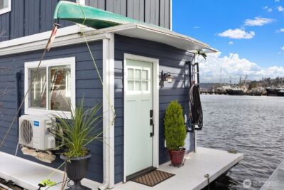 1080 W Ewing Street #E5, Seattle, WA 98119 - Photo 5