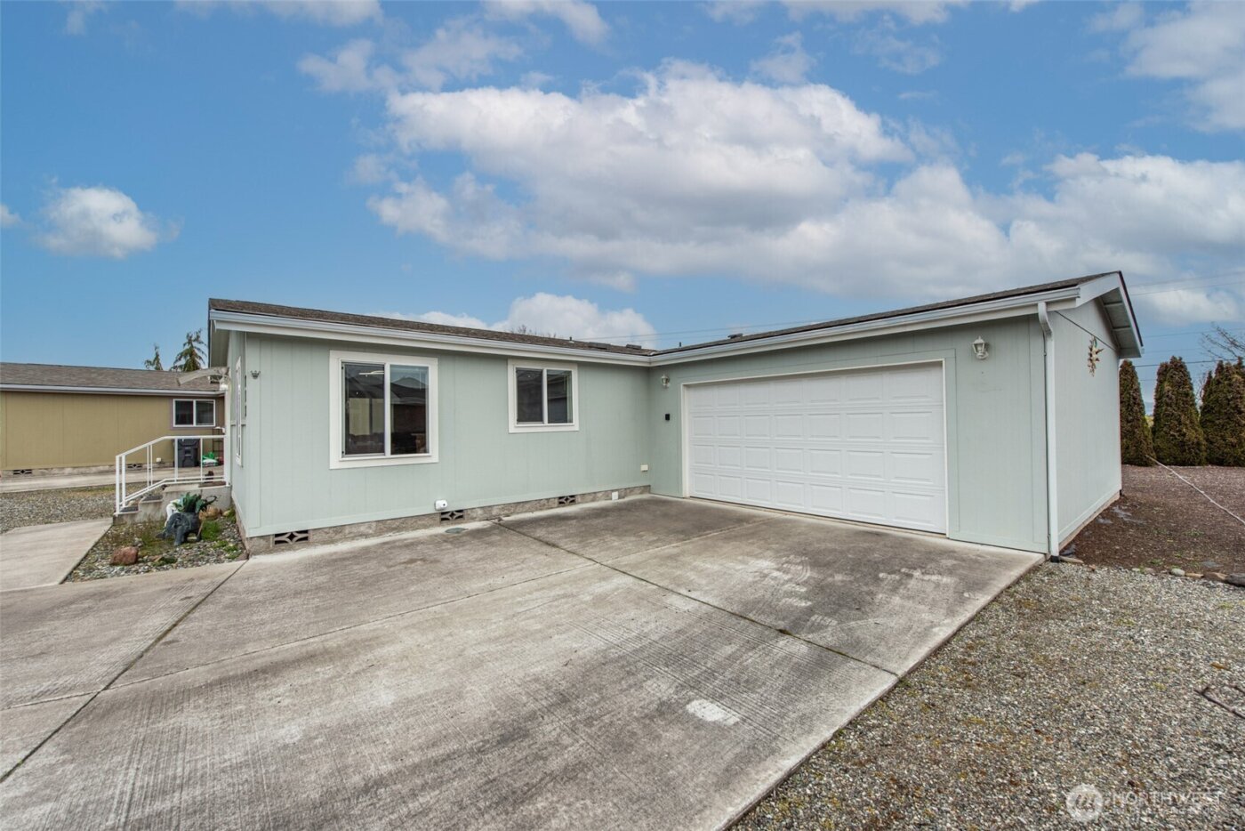 713 W Heritage Loop , Sequim, WA 98382