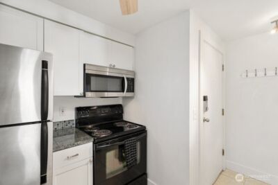 4831 Fauntleroy Way SW #206, Seattle, WA 98116 - Photo 4